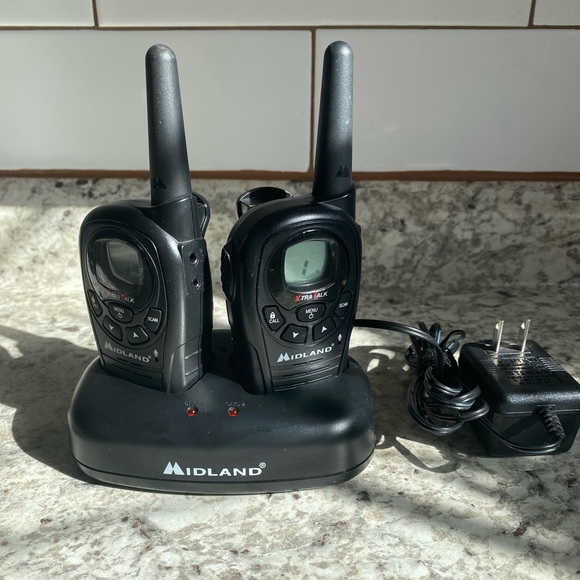 Midland - LXT500VP3, 22 Channel FRS Walkie Talkie’s (Pair Pack) (Black) - Picture 6 of 10